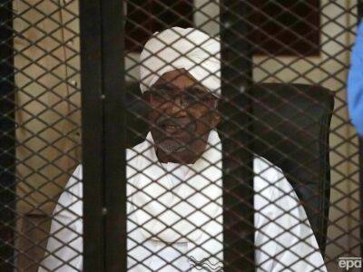 Омар Аль-Башир - В Судане протестующие напали на тюрьму. Там содержится бывший президент, которого собирались передать Международному уголовному суду - gordonua.com - Украина - Судан - г. Хартум