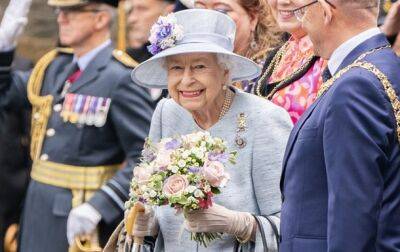принц Уильям - Елизавета II - Меган Маркл - Кейт Миддлтон - король Георг VI (Vi) - Камилла - король Чарльз III (Iii) - Королевская семья почтила память покойной Елизаветы II - korrespondent.net - Украина - Англия - Шотландия