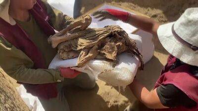 Перу - В Перу археологи нашли мумию подростка. Находка относится к доинкским временам - unn.com.ua - Украина - Киев - Лима - Reuters