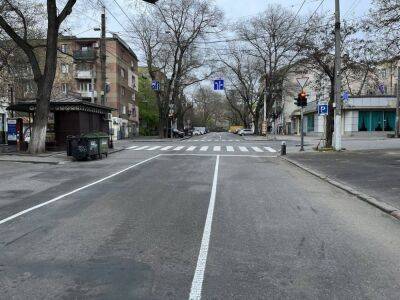 На перекрестке улиц Канатной и Троицкой в Одессе изменили правила движения транспорта - odessa-life.od.ua - Украина - Одесса