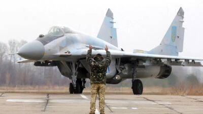 Роберт Хабек - Польские истребители МИГ-29 прибыли в Украину - ru.euronews.com - Россия - Украина - Польша - Словакия