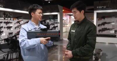 "Монеты" вместо пуль: в Китае испытали электромагнитный пистолет для полицейских (видео) - focus.ua - Китай - Украина