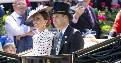 принц Уильям - Елизавета II - Кейт Миддлтон - Елизавета - Кейт Миддлтон может не надеть тиару на коронацию Карла ІІІ: в чем причина - focus.ua - Украина - Англия