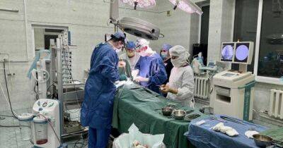 Получил пулю в сердце: В Одессе хирурги спасли жизнь мальчику, которого во время игры ранил брат из ружья - dsnews.ua - Украина - Одесса