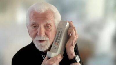 "Привет, Джоэл!" История первого звонка по мобильному телефону, сделанного ровно 50 лет назад - obzor.lt - Нью-Йорк