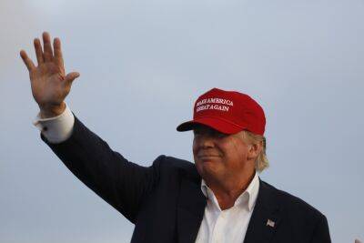 Трамп вернулся во Флориду и оттуда рассказывает, куда катится Америка - news.israelinfo.co.il - США - Нью-Йорк - шт.Флорида