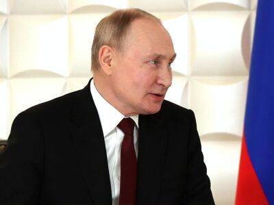 Владимир Путин - Дмитрий Медведев - Путин не дождался аплодисментов от иностранных послов и несколько раз с ними прощался. Видео - gordonua.com - Россия - Украина
