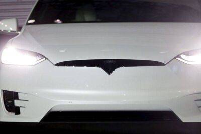 Tesla возглавила рейтинг самых дорогих автомобильных брендов - smartmoney.one - Reuters