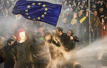 Анналены Бербок - Как протесты в Тбилиси дали Грузии шанс на ЕС - charter97.org - Россия - Грузия - Белоруссия - Германия - Франция - Тбилиси
