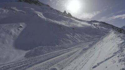 Жеральд Дарманен - Четыре человека погибли под лавиной во французских Альпах - ru.euronews.com - Франция