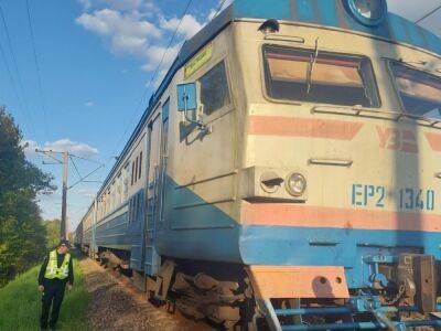 Во Львовской области мужчину сбил поезд, пострадавший госпитализирован - gordonua.com - Украина - Львовская обл.