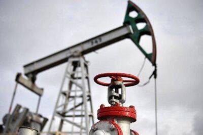 Мировые цены на нефть растут перед выходом данных о буровой активности в США - smartmoney.one - Москва - США