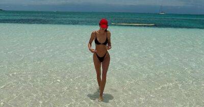 Кендалл Дженнер - Ralph Lauren - Кендалл Дженнер позировала в крошечном бикини на пляже - focus.ua - Украина
