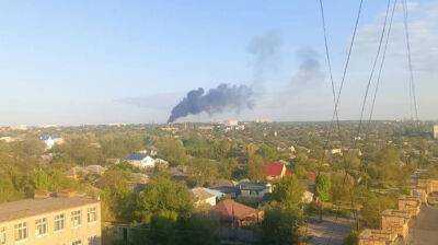 В оккупированном Луганске прогремел взрыв: поднимается столб дыма - pravda.com.ua - Луганск