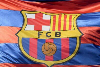"Барселона" избежала наказания в связи с делом о подкупе судей и была допущена к Лиге чемпионов - sport.ru