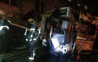 В Киеве сгорело авто "скорой", есть жертвы - korrespondent.net - Украина - Киев - Запорожье