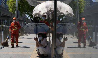 Китайские города "кипят" от жары и готовятся к новым рекордным температурам - unn.com.ua - Китай - Украина - Киев - Пекин - Тяньцзинь - Reuters
