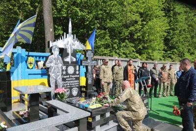 В Виннице открыли стелу погибшему Герою-летчику из Харькова (фото) - objectiv.tv - Украина - Запорожская обл.