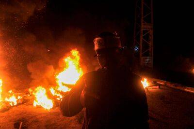 Палестинские СМИ: ожесточенные столкновения в Шхеме, большое число пострадавших - news.israelinfo.co.il - Иерусалим