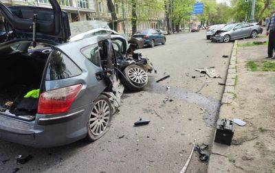 В ДТП в Одессе пострадали три человека - korrespondent.net - Украина - Киев - Одесса - Львовская обл.