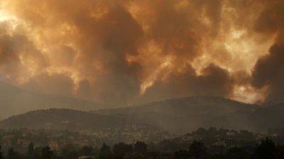 Педро Санчес - Масштабные лесные пожары в Испании: некоторые села пришлось эвакуировать - unn.com.ua - Украина - Киев - Испания
