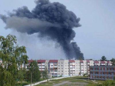 Произошел пожар на складе одного из предприятий в дятькове брянской области - росСМИ - unn.com.ua - Россия - Украина - Киев - Брянская обл.