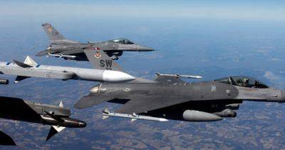 Джо Байден - Быстрый график: в Пентагоне озвучили возможные сроки передачи F-16 Украине - focus.ua - Россия - США - Украина