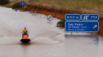Шторм вызвал внезапные наводнения на юге Испании - unn.com.ua - Украина - Киев - Испания