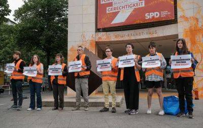 По всей Германии прошли обыски у радикальных экоактивистов - obzor.lt - Германия - Мюнхен