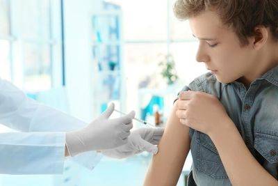 Роберт Кох - STIKO больше не рекомендует вакцинацию здоровых детей и подростков в возрасте до 18 лет - rusverlag.de