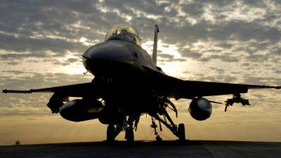 Ллойд Остин - Дания и Нидерланды возглавят коалицию, обучающую ВСУ пилотированию F-16 - obzor.lt - Россия - США - Украина - Киев - Дания - Голландия - Ес