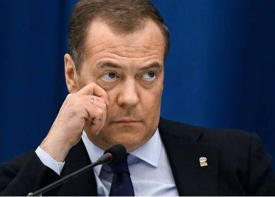 Дмитрий Медведев - Алексей Данилов - Медведев: если Украине дадут ядерное оружие, России надо будет наносить превентивный удар - obzor.lt - Россия - США - Украина - Киев - Вьетнам - Ес