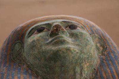 В Египте обнаружили мастерские по мумификации и гробницы в древних могильниках - unn.com.ua - Украина - Киев - Египет - Reuters