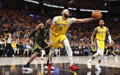 НБА: Лейкерс победой начали серию с Голден Стейт, Нью-Йорк одолел Майами - korrespondent.net - Украина - Лос-Анджелес - Нью-Йорк - Нью-Йорк