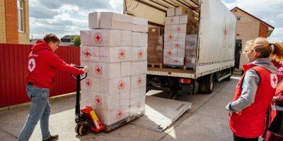 Поддерживали и поддерживаем: Кока-Кола совместно с Украинским Красным Крестом оказывают гуманитарную помощь во время войны в Украине - nv.ua - Россия - Украина