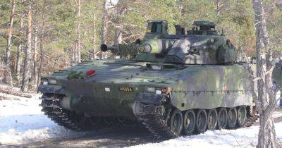 Украина получит от Швеции одну из самых современных БМП CV-90, — Минобороны (фото) - focus.ua - Украина - Швеция