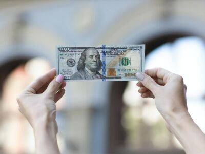 Объемы интервенций НБУ по продаже валюты на рынке снижаются четвертый месяц подряд - gordonua.com - Украина