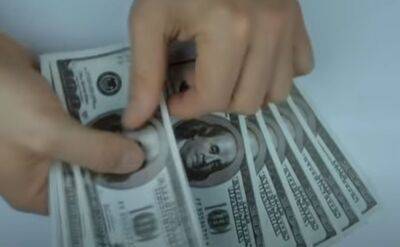 Анна Золотько - Доллар катится все ниже: новый курс валют на 4 мая заставил обменники понервничать - ukrainianwall.com - Украина