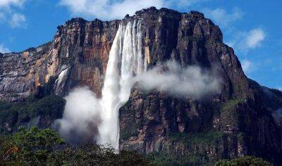 Самые красивые водопады мира - fokus-vnimaniya.com - Венесуэла - Хорватия - Новая Зеландия - Зимбабве - Юар - Замбия