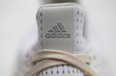 Канье Уэстый - Квартальные продажи Adidas превзошли ожидания - smartmoney.one - Китай - Германия - Reuters