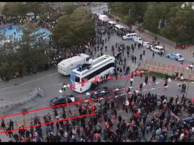 Реджеп Тайип Эрдоган - Кылычдароглу Кемаль - В Турции митинг оппозиции перед выборами забросали камнями - unn.com.ua - Украина - Киев - Турция - Стамбул