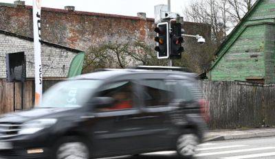 Умный светофор в Лиепае на 40% сократил нарушения правил дорожного движения - rus.delfi.lv - Латвия