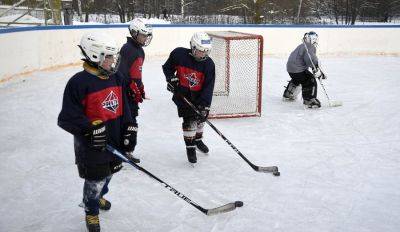 В Юрмальской спортивной школе закроют секции хоккея и фигурного катания - rus.delfi.lv - Латвия