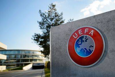 УЕФА извинился перед Украиной из-за скандала с флагом - sport.ru - Украина - Турция - Стамбул