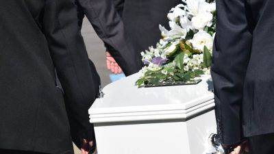 В Эквадоре женщину чуть не похоронили заживо - planetanovosti.com - Эквадор