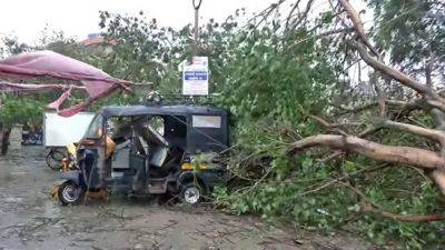 Индия и Пакистан эвакуируют людей из-за мощного циклона Бипарджой - unn.com.ua - Украина - Киев - Индия - Пакистан - India - штат Гуджарат - Карачи