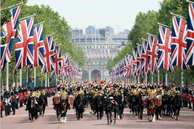 король Карл III (Iii) - В Лондоне прошел первый парад по случаю официального дня рождения Карла III - obzor.lt - Англия - Лондон