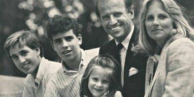Джилл Байден - Джо Байден - Поздравила с Днем отца. Джилл Байден поделилась архивным фото мужа с детьми - nv.ua - США - Украина