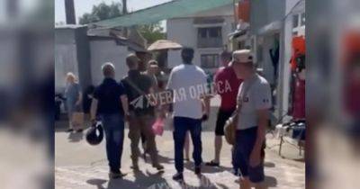 Хотели вручить повестку: под Одессой на рынке раздались выстрелы - fakty.ua - Украина - Одесса - Одесская обл. - Рени