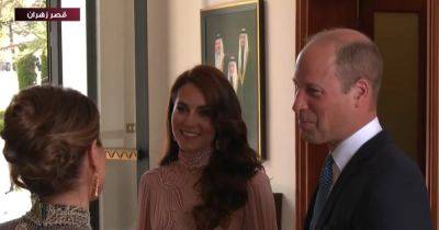 принц Уильям - Кейт Миддлтон - принц Джордж - принц Луи - король Абдалла II (Ii) - принцесса Беатрис - король Чарльз - Чтец по губам выяснил, о чем говорили Кейт Миддлтон и королева Рания на свадьбе принца Хусейна - focus.ua - Украина - Англия - Саудовская Аравия - Иордания